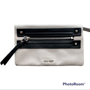 Nine West Get Poppin Foldover Wallet!  Beige and Black!